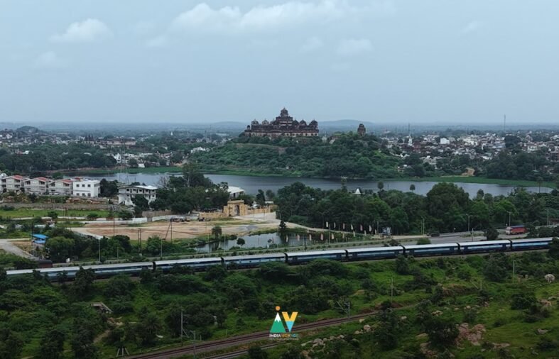 Discovering Datia: A Blend of History, Architecture, and Spiritual Serenity in Madhya Pradesh