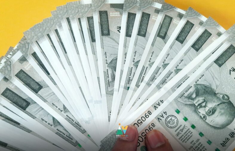 Why the Indian Rupee Is Falling Against the US Dollar?